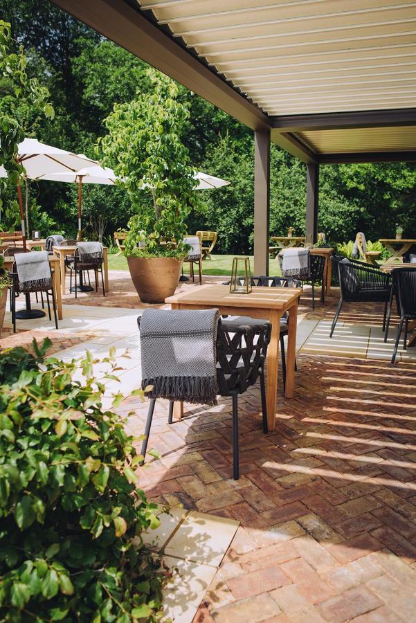 The Drummond At Albury Гилдфорд Екстериор снимка